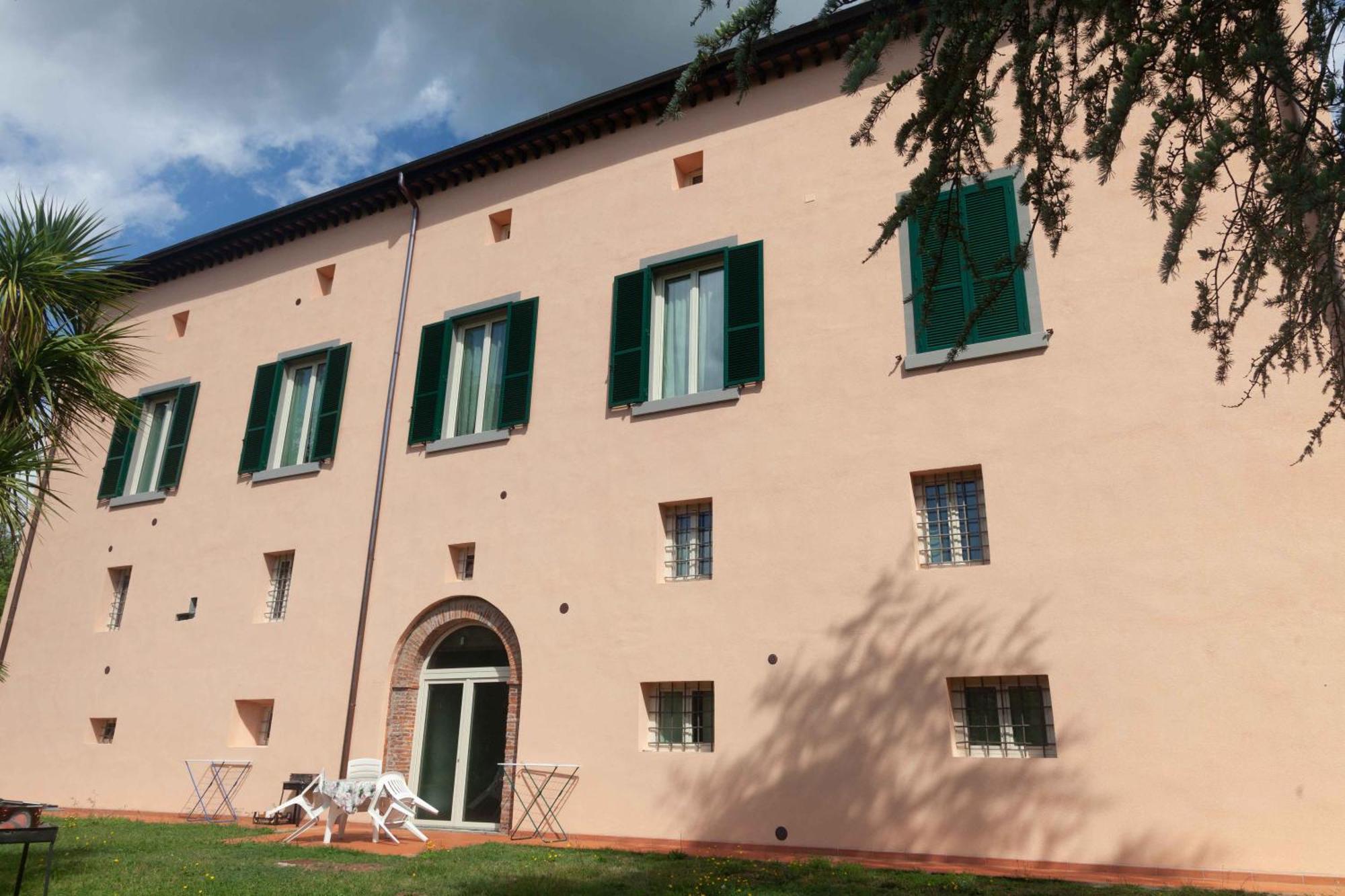 Bed And Breakfast Villa Torre Degli Onesti Apartments 루카 외부 사진