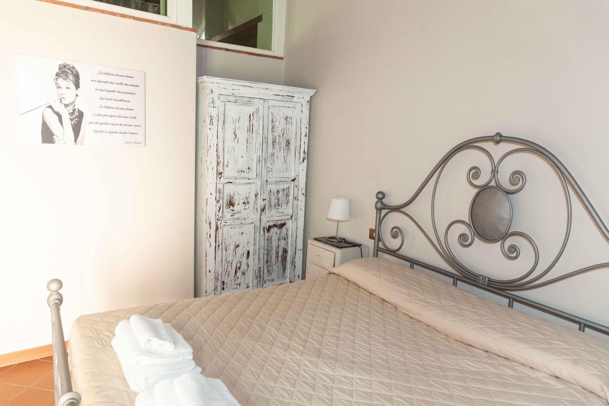 Bed And Breakfast Villa Torre Degli Onesti Apartments 루카 외부 사진